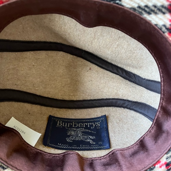 Authentic Burberry Hat - Picture 11 of 16